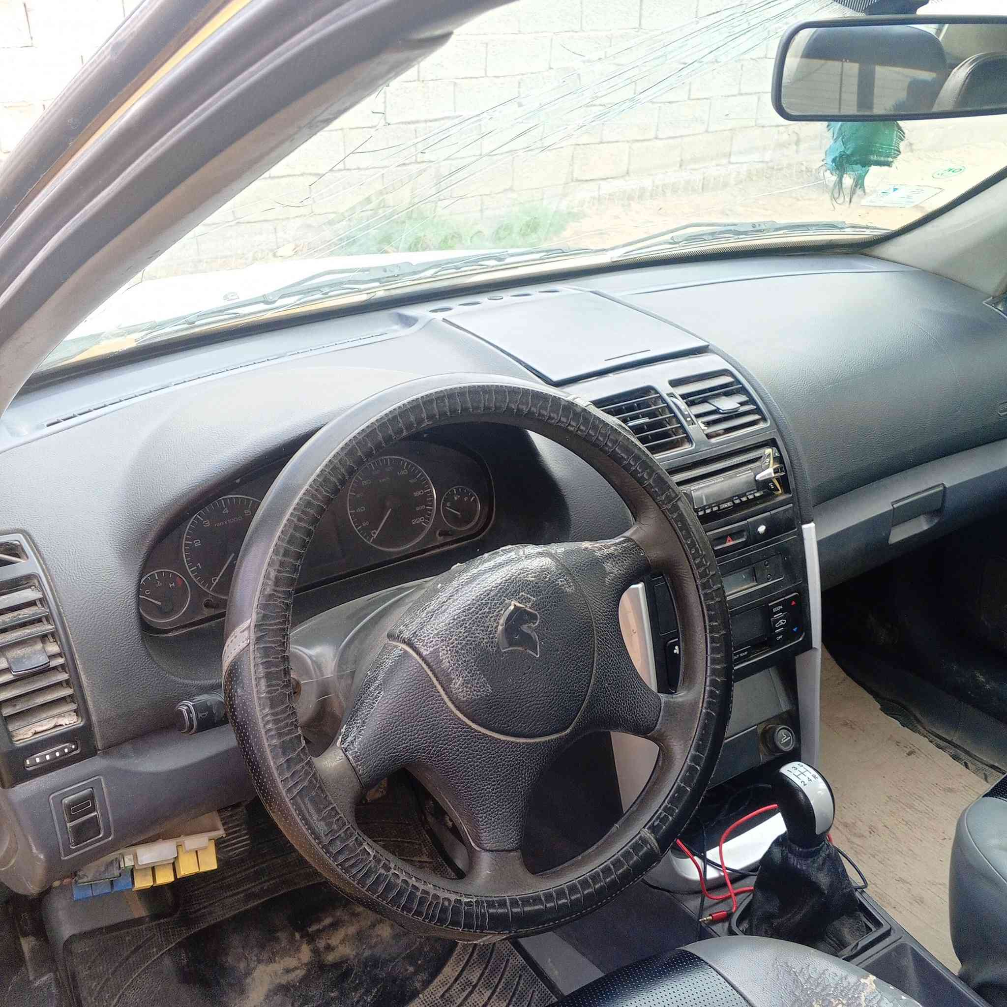 السلام عليكم.  سمند موديل 17 رقم بغداد المكان واسط   قرب مفرق النعمانيه السعر 50 وبيه مجال محرك 1800محرك كير مكفولات سدر جيد  تخم تاير باتري جديد حساس خلفي  مصفره هيئه وغرامات السنويه ساقطه تحويل مباشر رقم الهاتف ***********او ***********
