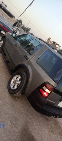 اكسبلور ٢٠٠٤ • رقم بغداد نافذة ٢٠٢٩ • مكينة ٣٠٠٠ باتري جديد