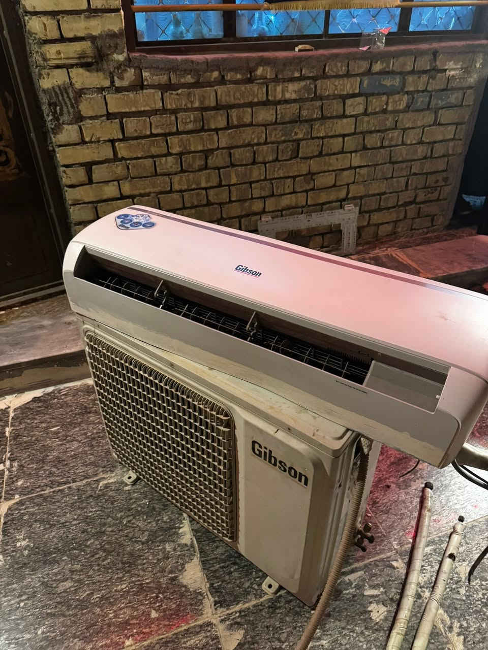 سبلت جبسون 2 طن للبيع  السعر 400
بغداد /الزعفرانية /***********
