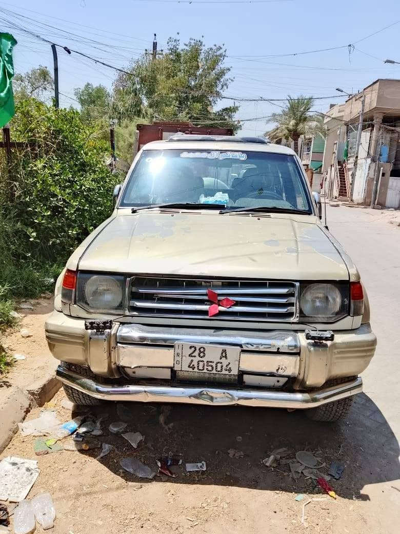 السلام عليكم باجيرو مديل 2000محرك3000مكينه خيط تبخير تخم تاير كير جيد السعر 45وبيهه مجال العنوان بغداد مدينة الصدر  مبايل ***********
