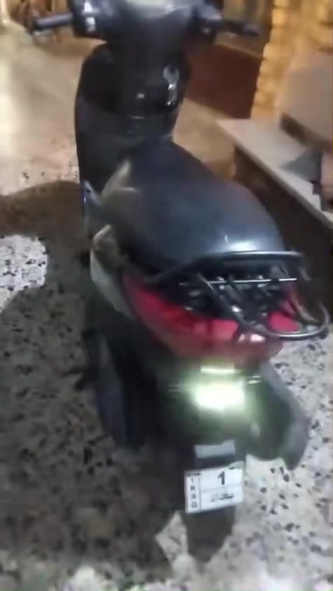 سلام عليكم بريز للبيع كامله مابيه نقص شلعه معدل نوزل رايده ب ٤٥٠ وبيه مجال مكاني بياع شرطه خامسه ***********
