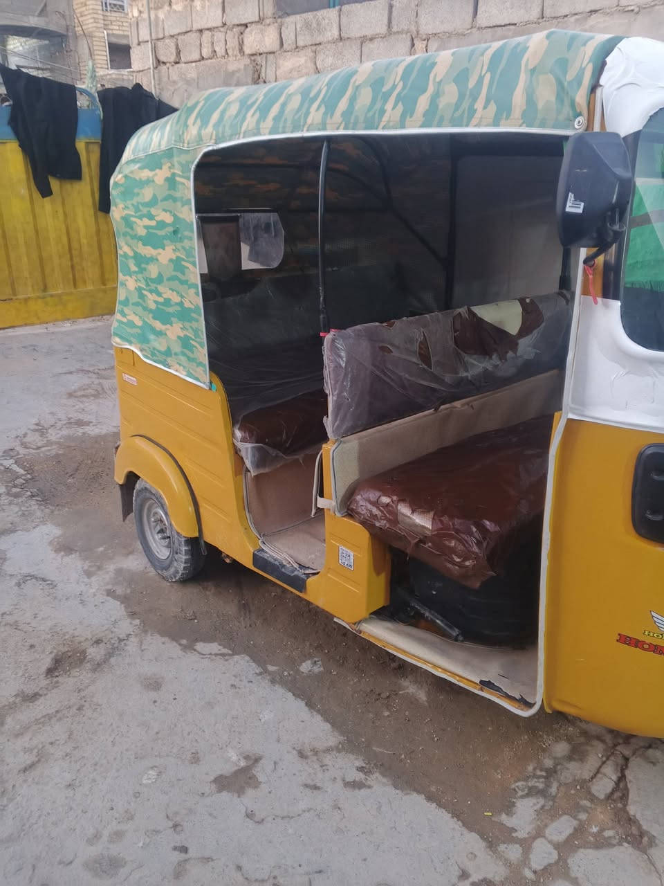 سلام عليكم تكتك موديل 19شهر 12سنويه لوحات نكليزي تحويل مباشر معمرة خياسات مصبوغه عام جماليه تكتك جاهزة برغي ما عايزه كبل لشارع سعر 6وبيهة مجال مكاني كربلاء المقدسة رقم*********** شراي يخابر بي خير ويدللل
