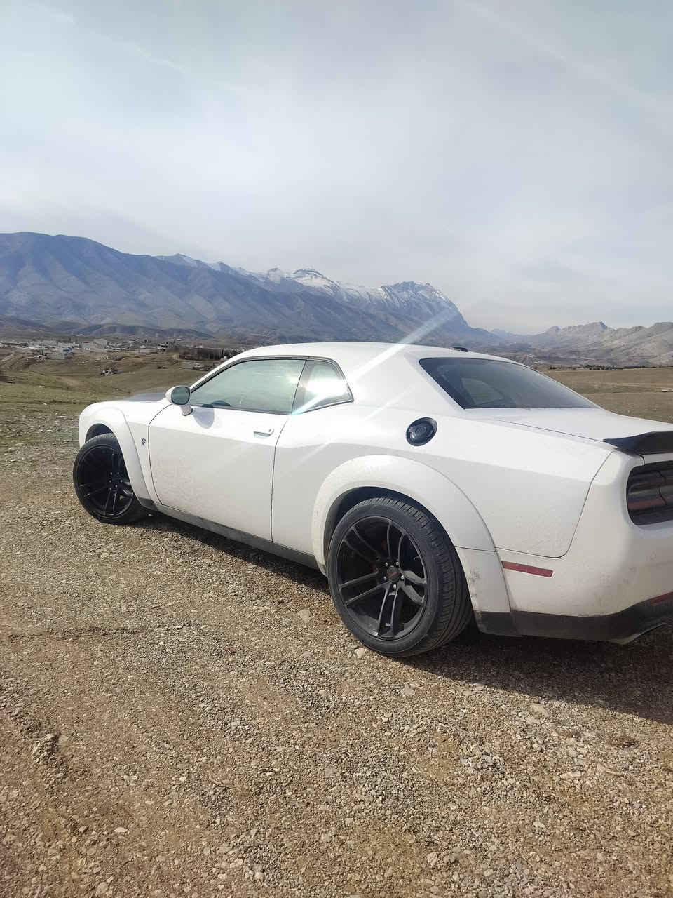 دوج جالنجر موديل 15المواصفات اعتيادية شاشة جبيرة بصمة تشغيل بيها صبغ ثلاث قطع أمامية مبدل اسواد دعم خفيف سعر160ومعاملة عنون السلمانية رقم تلفون ‏‪‏‪***********‬‏
