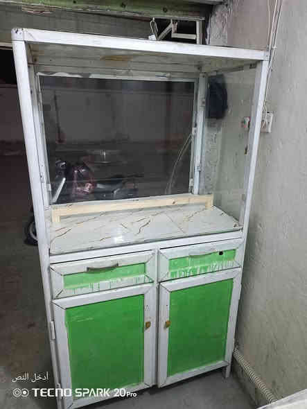 غراض كافتريه للبيع لعنوان كربلاء اطويريج السعر مناسب ***********
