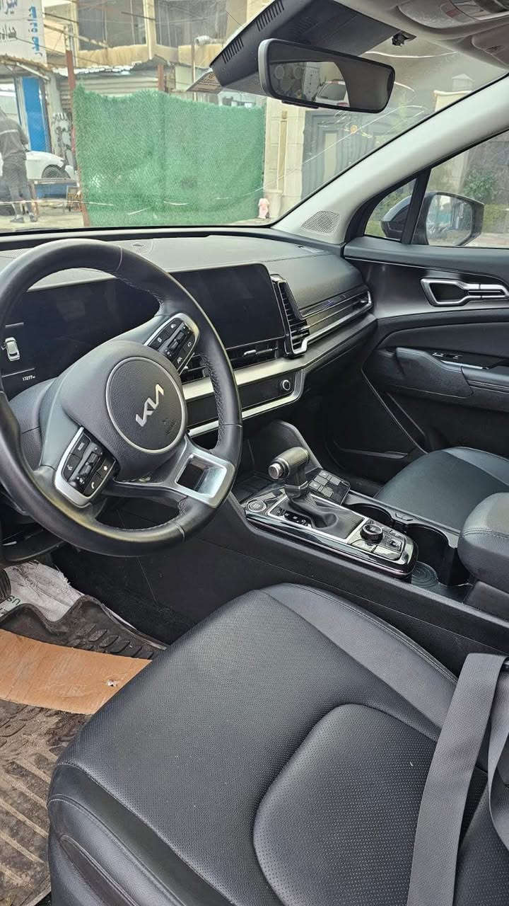 كيا سبورتج. موديل 24
بدون رقم جاهزة. منفيس بسمي. 

مواصفات داخل. الصور. السيارة شبه. كلين حادثهة. جاملغ خلفي بارد بدون صبغ 
باقي المواصفات. داخل المنشور 
‭0781 700 8345‬ بغداد, العراق
