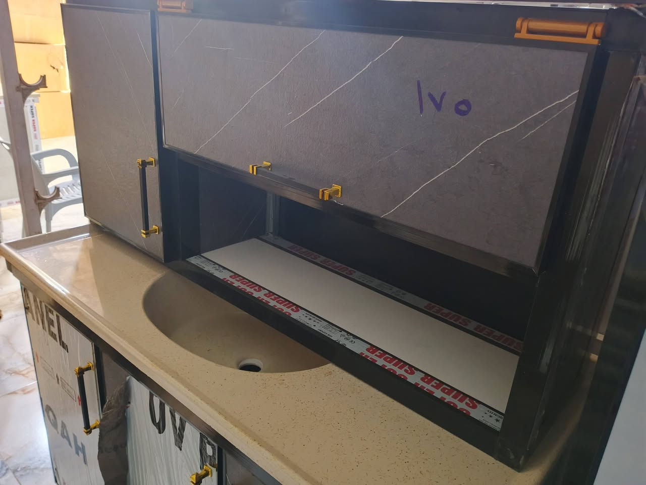 تم تكرار الوجبه سنك مرمرقياس متر ثلاثين سنتم مع ملحق كل هذا بسعر بلاش 175الف فقط العنوان سامراء شارع 2000 مجمع السليمانيه رقم الهاتف ***********
