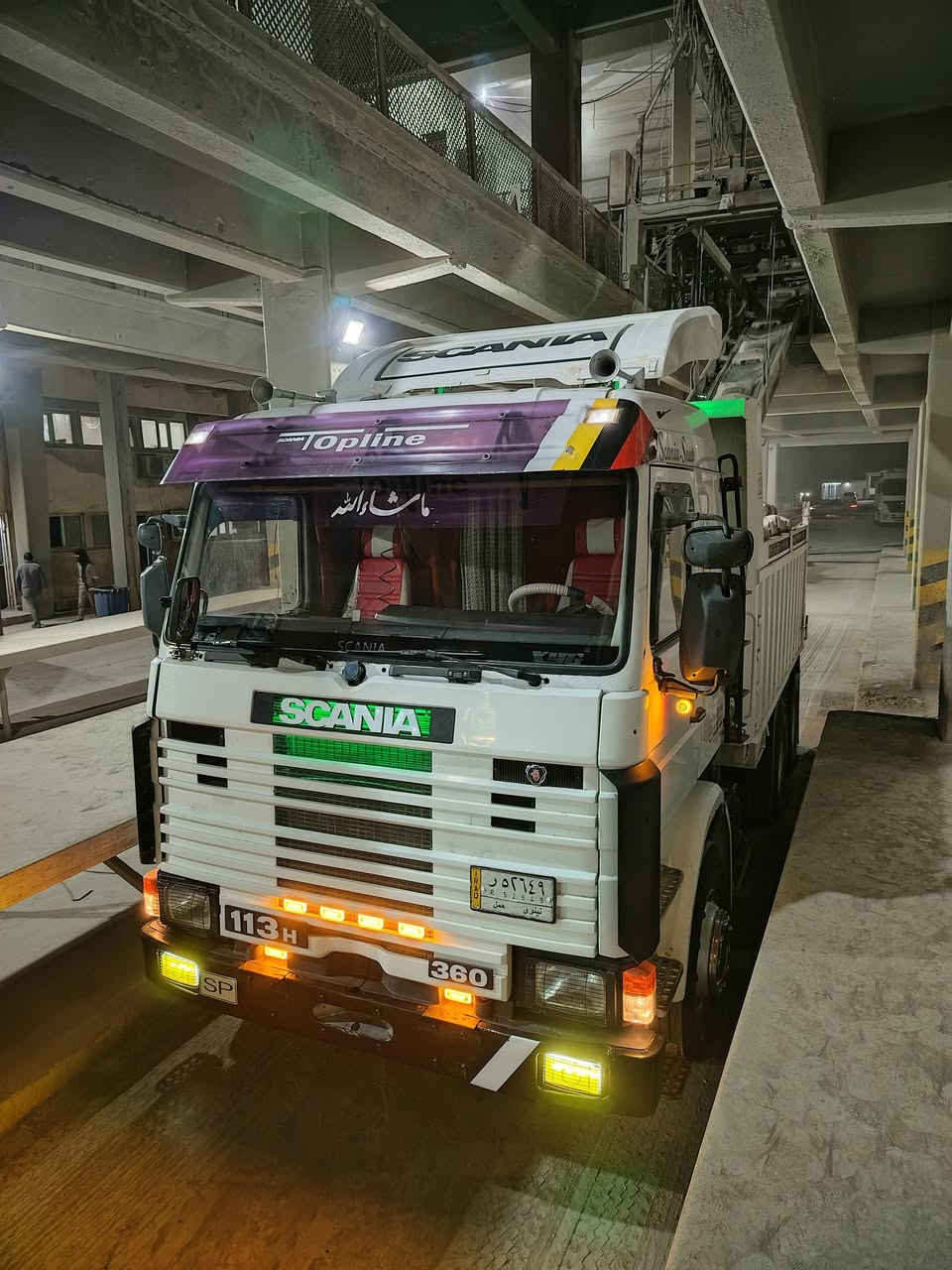 سكانيا 113 360 كير 900 3/3 من جوه الشقل طخم تلير طخم ويل***********
