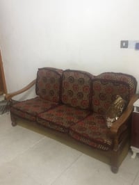 تخم صاج • ٧مقاعد • نضيف