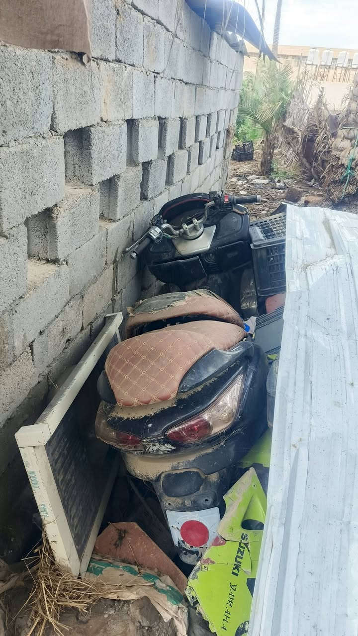 سلام عليكم شباب عندي فورزه للبيع عطلانه وكوسكي هم عطلانه كومه حديده ابيع


**إذا كنت صاحب هذا الإعلان وتريد حذفه لأي سبب، رجاءا أرسل رسالة إلى الدعم الفني**