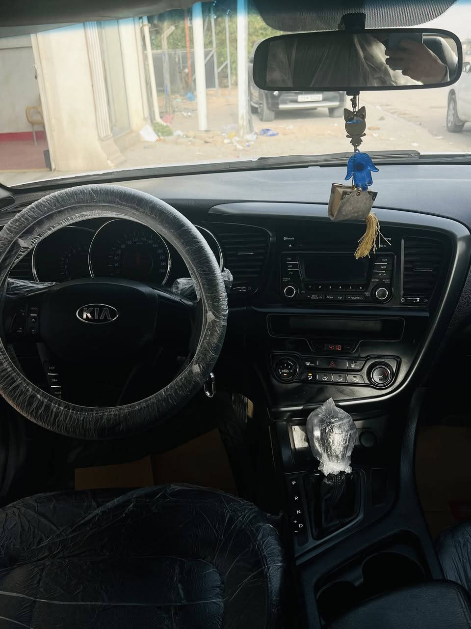 السلام عليكم اوبتما 2013 مكفوله  ماعدا القماره جارده لونهة مكينه كير حداديه بصندوك رقم سليمانيه جديد ب اسمي ثاني يوم مداور مكينه 2400 بيع فقط نقدي السعر 110 وبيهة مجال استفسار ***********
