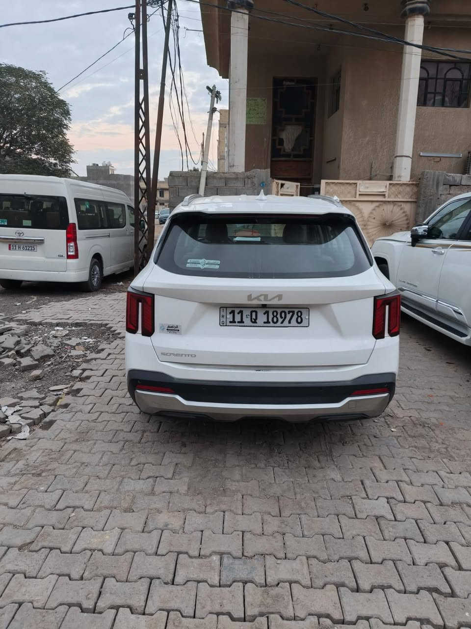 السلام عليكم من رخصه الادمن سورنتو 2025 سياره فول  من عدل بني راما سياره نظيفه ماشيه20 مكان بغداد كاظميه اللي يحب يتواصل هذا رقم الهاتف ما متواجد على الفيس *********** ملاحظه سياره خليجيه
