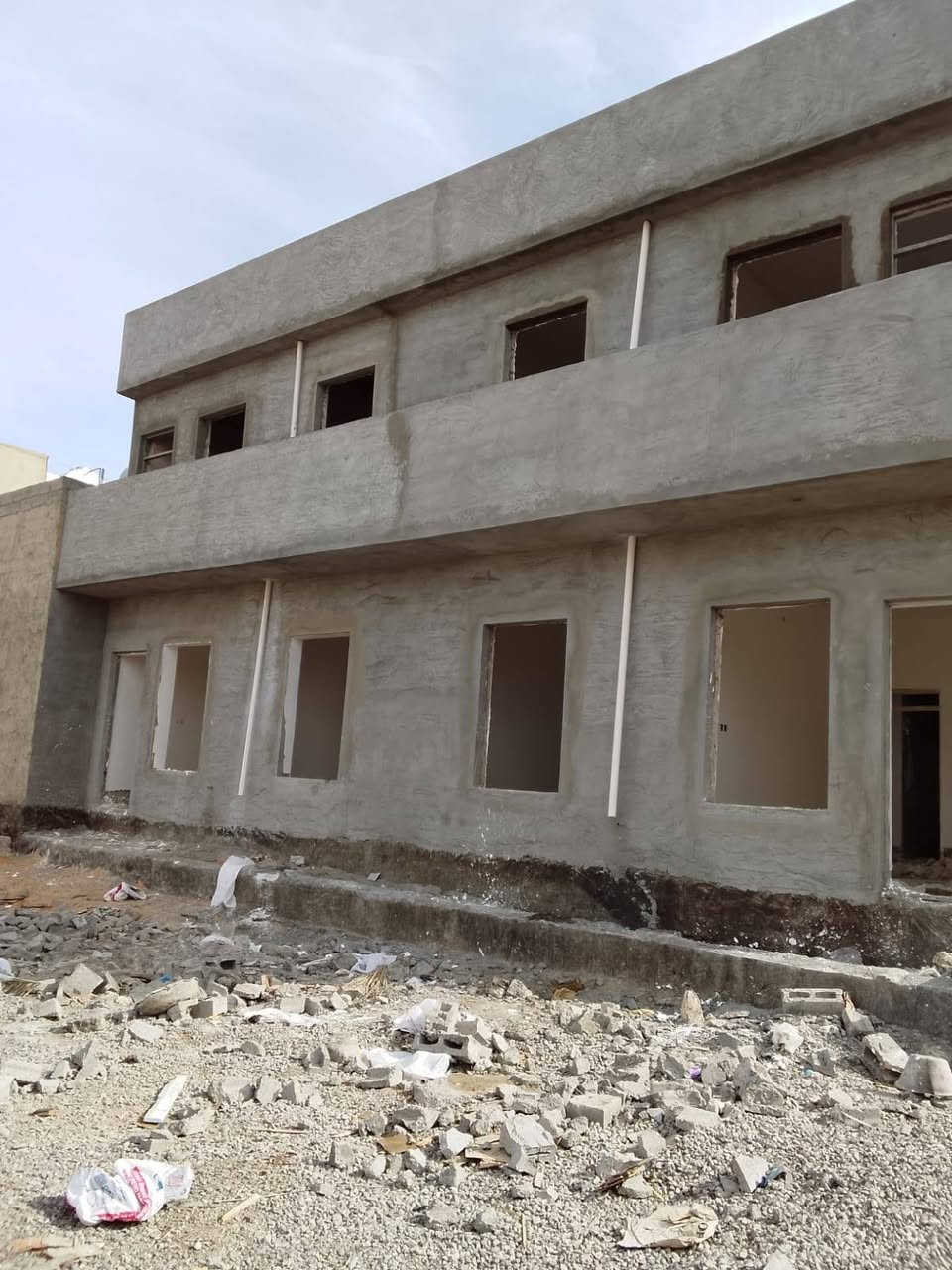 يوجد كادر لبخ متفرق حاليا لبخ ناعم خشن واجهيات ترايش وصبغ 
سعر لبخ الناعم 4الف المتر
سعر ترايش المتر 5الف 
سعر لبخ نثر المتر 3ونص
سعر لبخ جرد المتر 3الف 
سعر لبخ تشميع المتر 2ونص 
نثر سعر المتر 2الف 
صبغ سعر المتر 1الف ونص

 الاستفسار على هذا الارقم ***********
