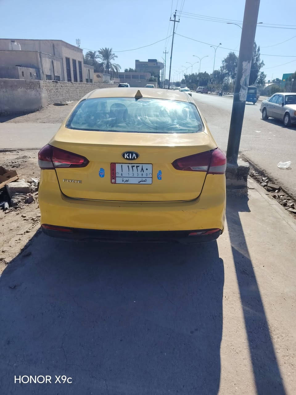 سلام عليكم كيا فورتي موديل ١٨
للبيع او المراوس حسب القناعه
تحويل مباشر مصفره من كلشي خط وبحث
سياره جاهزه اي نقص ماكو
ضرر السياره بابين وجاملغ وبنيد تبديل
محرك 2000 دوش كير AT ٦ نمر مكفولات
عليهه منضومه غاز جديده ب شهر ١٠ شادهه
السعر 105
رقم ***********  تصال و اتساب متوفر
