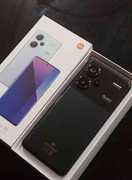 ريدمي 13 برو بلص
redme 13 pro plss 5G
ذاكره 512
عشوائيه 12+12
شاحنه 12 واط
شاشه 120 هيرتز
(النسخه العالميه) 
السعر 300 وبيه مجال
***********
