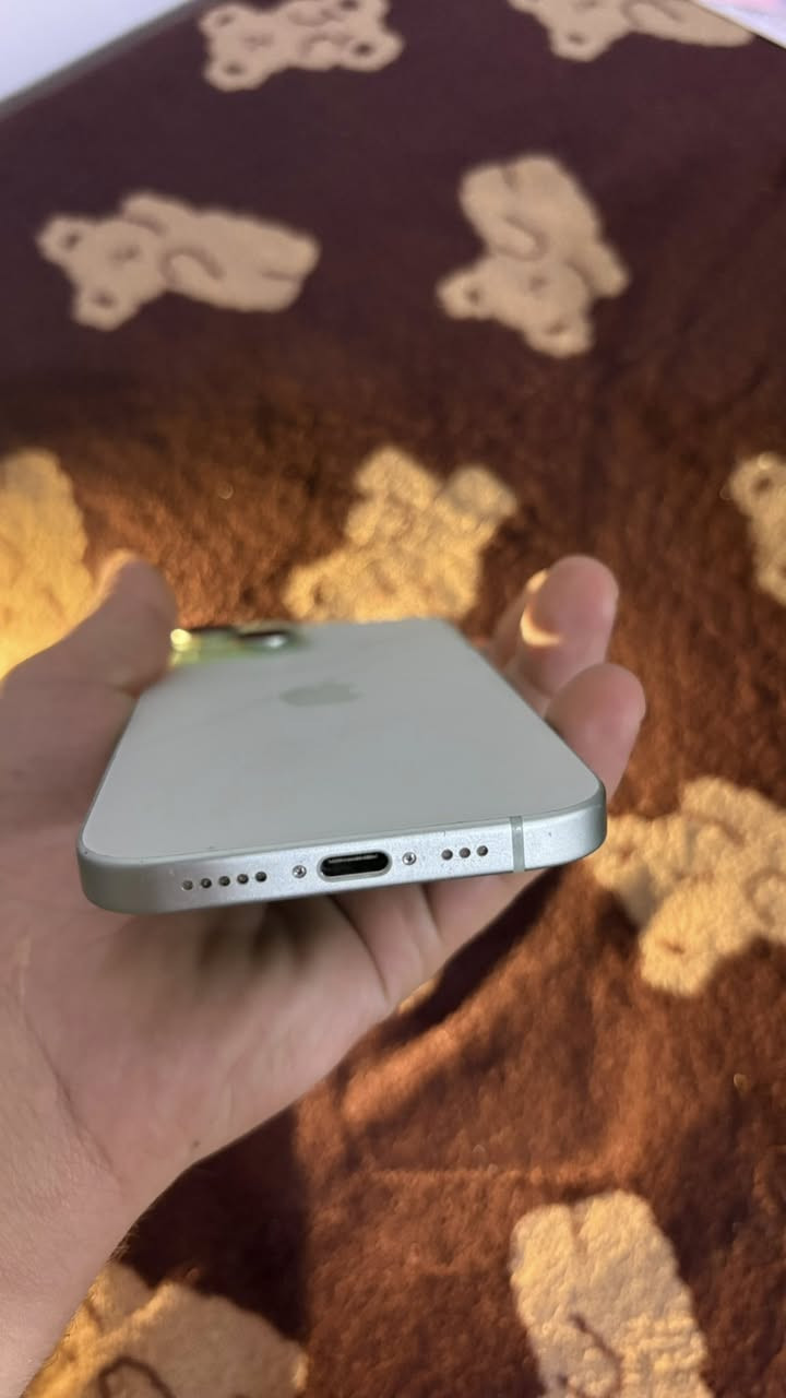 ايفون ١٥عادي ذاكره ١٢٨بطاريه ٨٤جهاز نضيف فقط بي فطره بل ضهر  السراي يجي خاص عنوان بغداد


**إذا كنت صاحب هذا الإعلان وتريد حذفه لأي سبب، رجاءا أرسل رسالة إلى الدعم الفني**