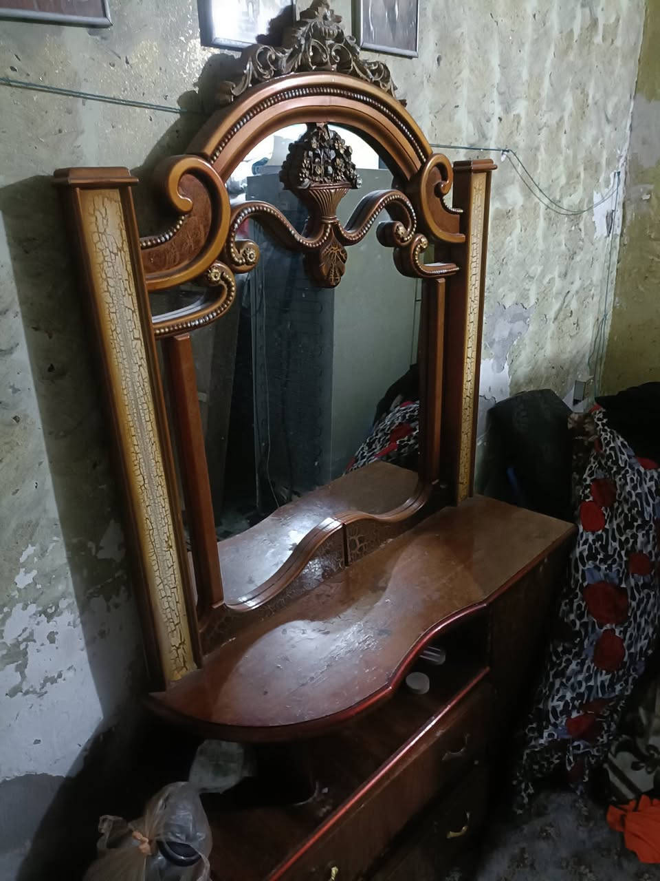 بيع مستعجل مدينه الصدر جربايه تكمه خشب ثقيل  وميز تواليت وزاويه كلهن ب50


**إذا كنت صاحب هذا الإعلان وتريد حذفه لأي سبب، رجاءا أرسل رسالة إلى الدعم الفني**