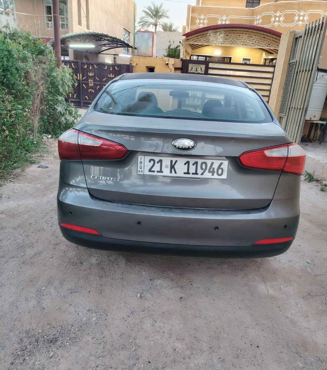 السلام عليكم مرخصت الادمن المحترم
كيا سيراتو للبيع 2013 شكل 14 
مكينه كير صدر امامي خلفي حداديه مكفوله ضرر بصيط راسلني توصلك صورة الحادث رقم سليمانيه دولي تحويل ثاني يوم 
مكان السياره بغداد 
السعر 113 وبيهة مجال 
رقم الهاتف ***********
