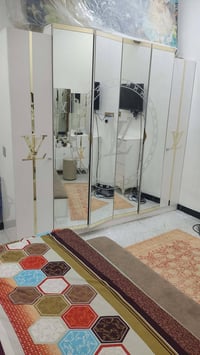 للبيع غرفة نوم مابيها اي ضرر سعرها 500 وبيها مجال مكانها بغداد ابو غري...