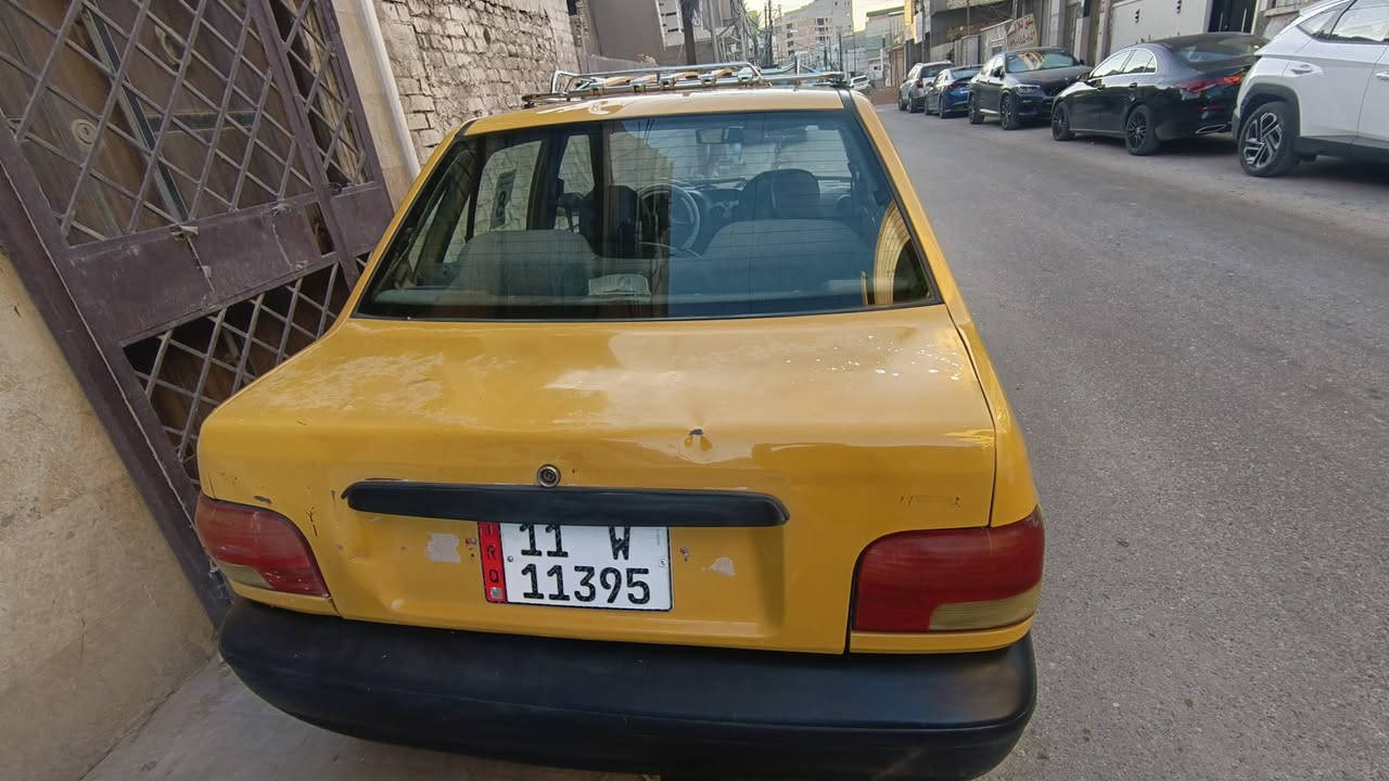 السلام عليكم اخوان
سايبا 2014
بأسمي 
مصفرة هيئة وغرامات 
رقم الانكليزي الجديد 
اخذتها قبل كم شهر اروح واجي بيها لدوامي بس عندي قطعة ارض رايد اشتريها ولذلك احتاجيت رايد ابيعها...
كير نعمة اي مشاكل مبيه..بيها زوج تايرات جديد..محرك صافي واي مشاكل مبيه عندي بس من اعبر ال90 تطلع دخانة بيضة بس اي تنقيص ماكو وسألت كالوا بداية رنكات بس السيارة صافية ويوميا اروح وارجع بيها ماكو اي شي..حدادية نص ونص تمشي السيارة اي مشاوط او شمرة مبيها بس يحتاج ادامة للحدادية..تبريد شغال نقص غاز واكو صوت بالفان 
السيارة اني مرتبها وكوله اشدلها اصلي
باور ستيرن جديد.. فيت بم هونداي ب 30 الف.. تخم نوزلات تخم بلكات حساس كرنك جديد السيارة نگرة سلف..باتري قبل 5 او 6 اشهر مبدلينه 
كل كهربائياتها شغالة 
بيها مكانات خياس بسيطة وقليلة
مبخرة خلفية فلتر بيئة فاكيوم كوله جديد
حماوة حبايتين تستقر ع 3 حبات متصعد نهائيا وتبريدها جان يشتغل بالبداية  ينزل حتى ع الحبايتين لان مروحة قوية
تنتة نظيفة دواخل حلوة والكشر كدامكم
اغلب الي بيها ذكرته حتى تكون الصورة واضحة
سعرها 24 وبيها مجال تجيني شراي مارجعك فارغ بس ب ب20 ما ترهم ولا تنباع اقصاط 
مكاني بغداد الكرادة
وبالعافية على الي ياخذها 
***********
