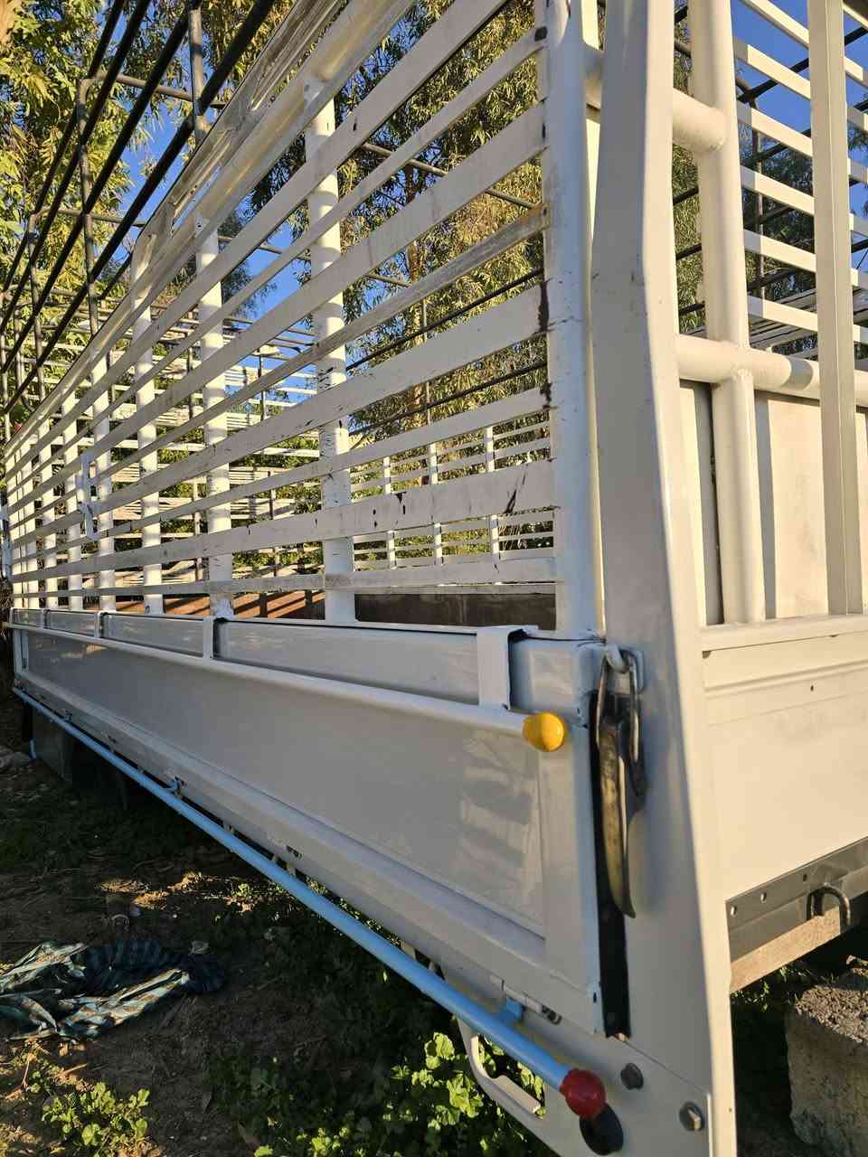 بدي کنتر للبیع 2024   اربیل شارع 100  ***********  ***********
