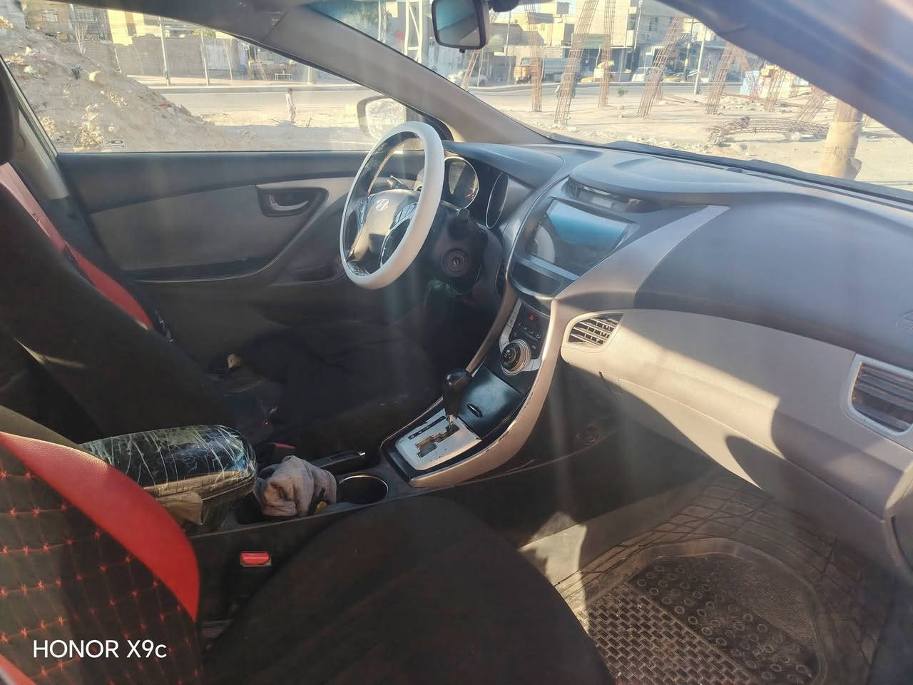 سلام عليكم سياره النتره مديل 12 مكينه 1800 مكينه وكير وتبريد وحدديه وتخم تاير سياره جاهزه سياره امريكيه واليفار وحدا حدثه تكمه الي يم صايق وربع صابع يم جنطه سيارة بسمي مصفره هيه وغرامات وصعده هزه جديده سعر 78   ***********
