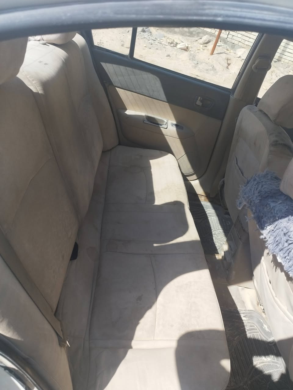 للبيع شيري أي فايف 2013 رقم قادسيه رقم راعيها راح مني ابيع بدون راعي سنويه نافذه بل 2025 سياره جاهزه وشغاله سعر 15 ورقه مكان نجف رقم ***********
