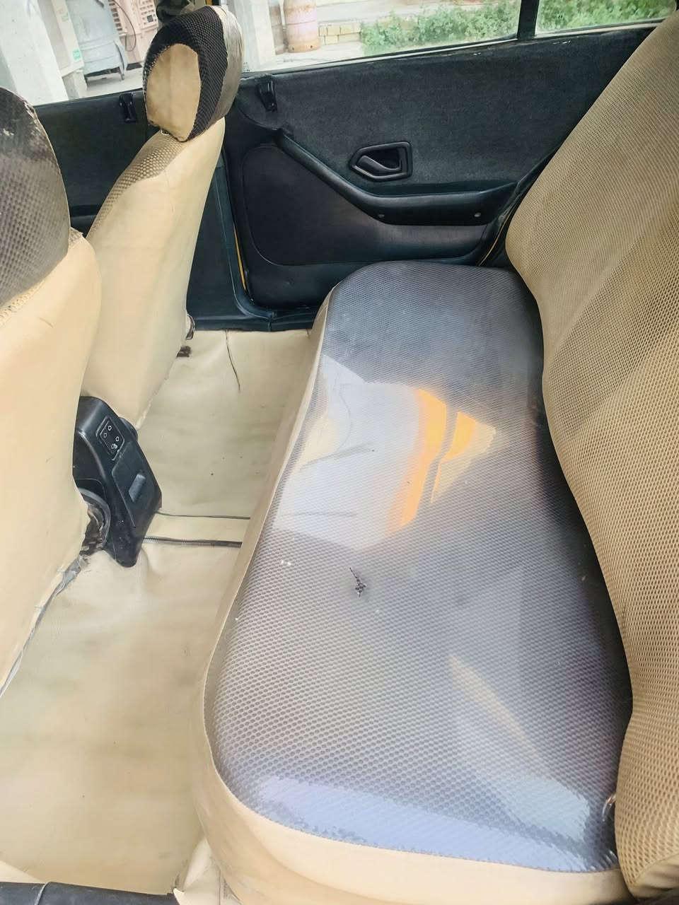 من رخصة الادمن السلام عليكم /بيجو بارص موديل   ٢٠١٠ سياره حلوه وباسمي مصفره هيه وغرامات مكينه وكير بل كارتون صار ١٠ ايام من شادهن السياره جاهزه رقم بغداد السعر ٣٢ ورقه وبيها مجال *********** مصطفى
