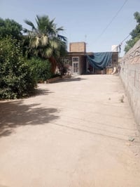 بيت زراعي • ٥٠٠م • كراج ٤ سيارات
