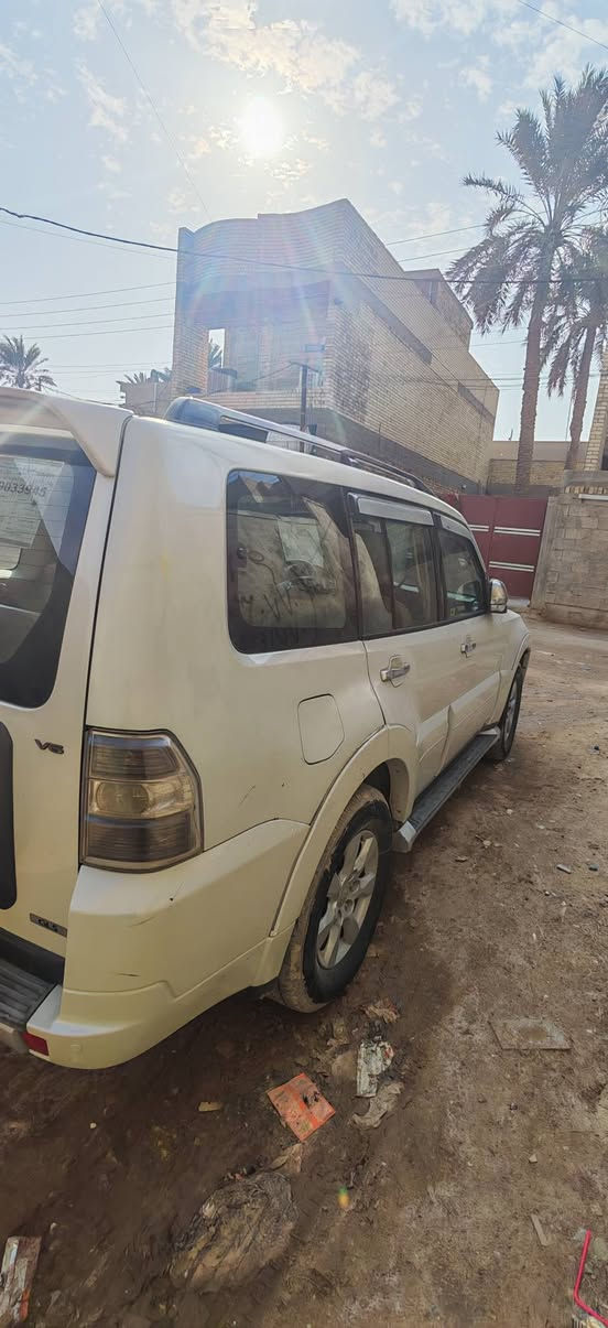 سلام عليكم
باجيرو ٢٠٠٩
محرك ٣٥٠٠ جديد
كير مكفول
فول مواصفات
سلايج روف
اشاير مري
دمام
سماعات
شاشه كبيره لمس
فور ويل

وهواي بعد مواصفات الميعرف الحبتور يبحث عنهه
بيهه قطع٢تين صبغ وقطعه امبدله اصليه نفس اللون
سياره حلوه ورزنه
ترايهه وين متريد
الصدر يرادله ترتيب فقط
***********
موقعي بغداد الامين الثانيه

عارضهه ب١٢٧ وبيهه مجال
سياره متعوب عليهه
