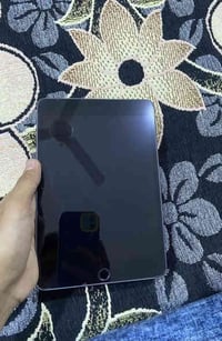 آيباد مني5 فول نضافه100/100  ما مفتوح  ذاكره64 .60 أفريم بل بوبجي  كلش...