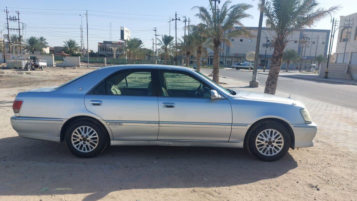 سلام عليكم ملكه 2005 اصوولي اصولي سعر65 رقم صدامي كفاله من نقل وكص وضربه وصبغ فقط جراد خفيف كير محرك فيفيتي حداده وتخم تاير معامله جديده هزه وملسق سنويه عاج رقم صدامي معامله ماشين بيه تجديد بس يرادله معقب يرتبه وراعيه موجود يبصملك سعر 65 بيه مجال او مراوس اصولي مكان بصرة سفوان اتصال *********** المو شراي لا يعلق
