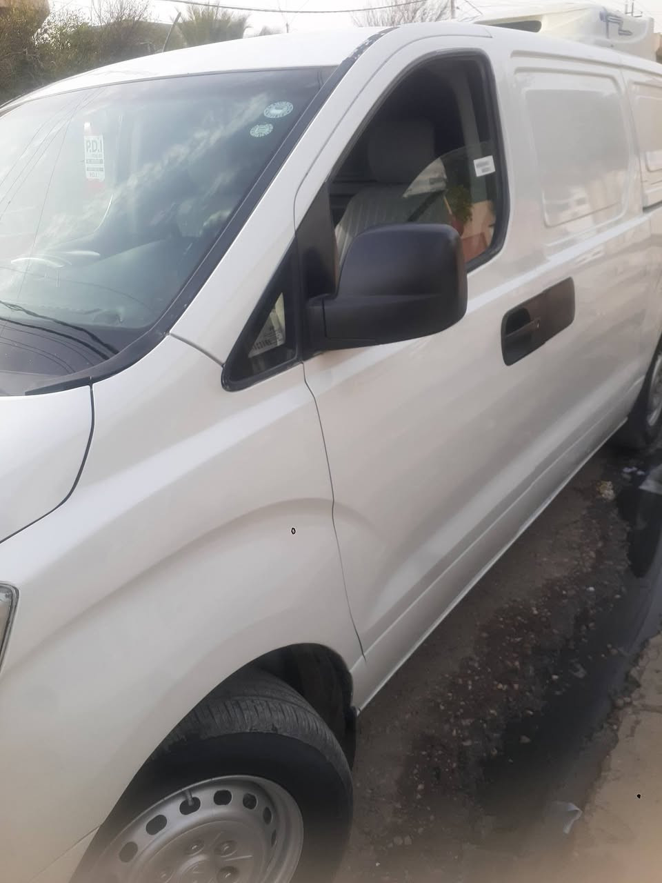 ستاراكس  فان ثلاجه ٢٠١١  للمزيد من المعلومات اتصل على الرقم ***********
