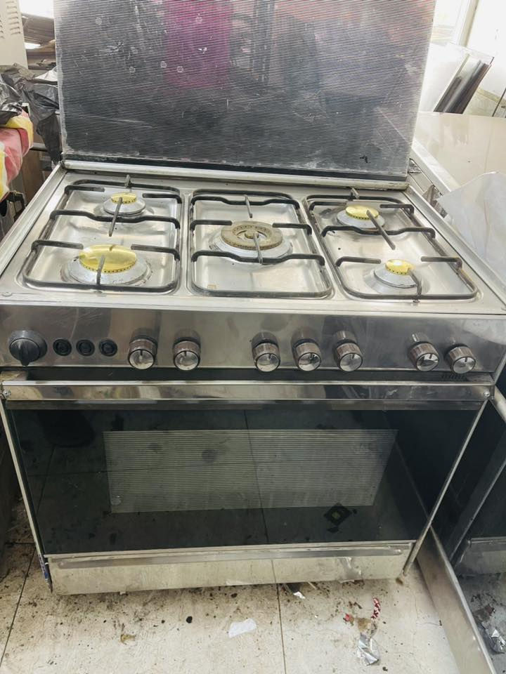 طباخات مستعملة باسعار مناسبة وبضمان العنوان حي فلسطين ***********
