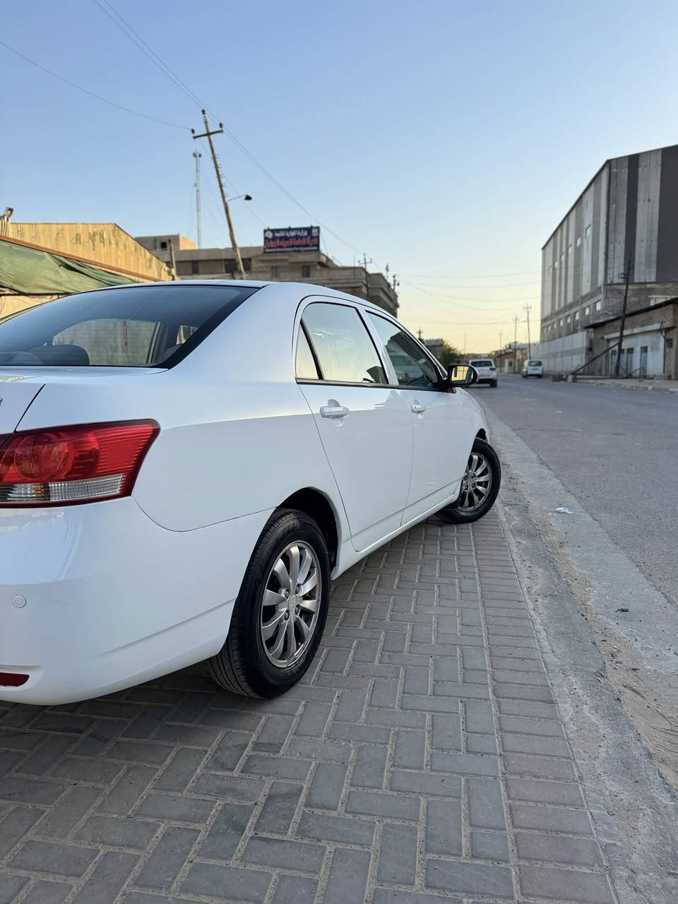 السلام عليكم من رخصة الادمن 
Byd G3 مكينة محوره كورلا 1800 المرغوب السياره ضربتها جاملغ مال صفحة سايق وخشم بنيد مصبوغه حزام جماليه كير ومكينه وتبريد كفاله صدر السياره امامي خلفي جديد السياره حلوه ومرتبه مال بيت مصفره غرامات موديلها 2013 فتحه السعر 57 وبيها مجال بسيط المكان القاهره يم جامع النداء رقم التليفون ***********
