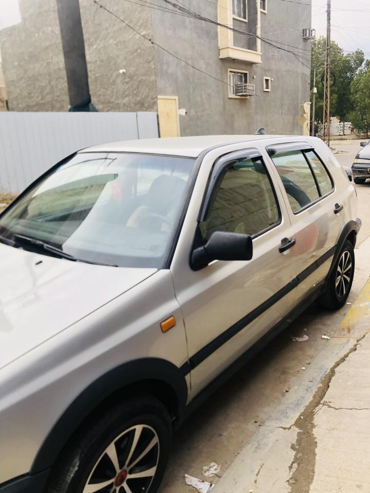 اسلام عليكم ✨
كوالف 1993للبيع
محرك2000كيراوتو
صدر امامي خلفي جديد✅
تخم تاير جديد 
تبريد شغال 
رقم انكليزي
صبغ عام جماليه بدون حادث
سنويه 2028
العنوان لانبار فلوجه 
{***********}السعر{٤٨}
