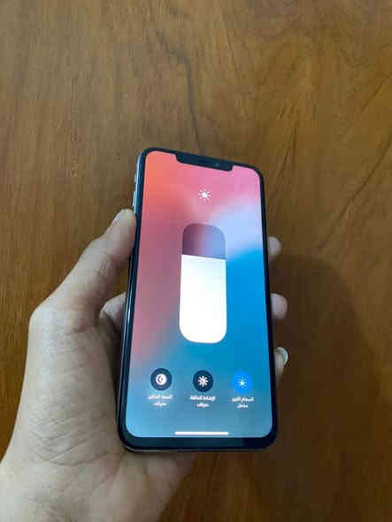 ..
سلام عليكم

ايفون اكس ماكس 

ذاكرته256

بطاريته 80

جهاز كله بلادي 

وكله شغال فيس ايدي اتصال نت كله فول 

فقط ضهره مفطور ومغلف

الباقي كله بلادي وشغال

سعره 190الف 

مكان سامراء 
***********
