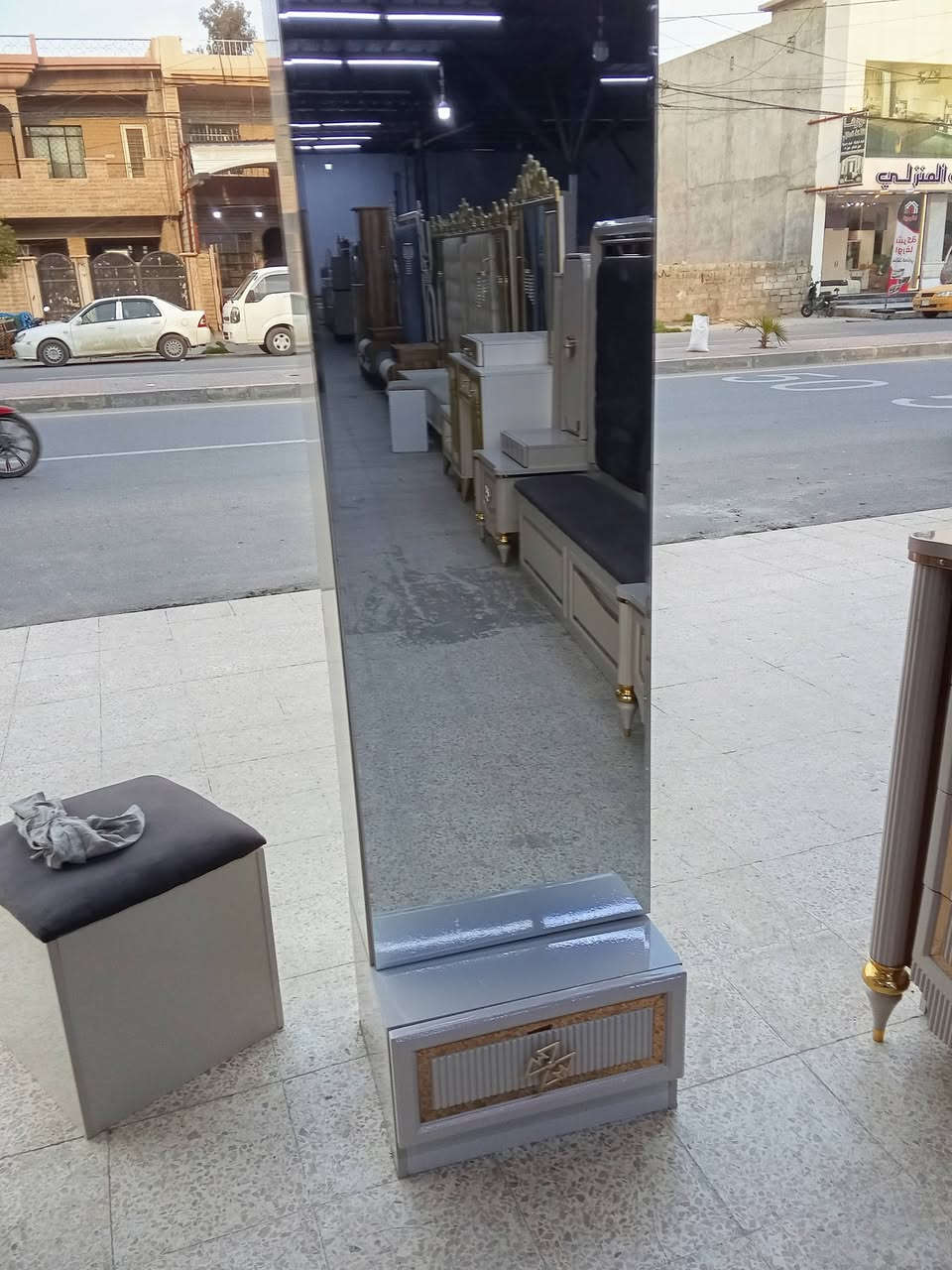 غرفه تركي ماركه نظافه 90/100 

تسع قطع 8بواب شد ونقل مجاني 

اي استفسار ع رقم او واتساب 

***********
***********
