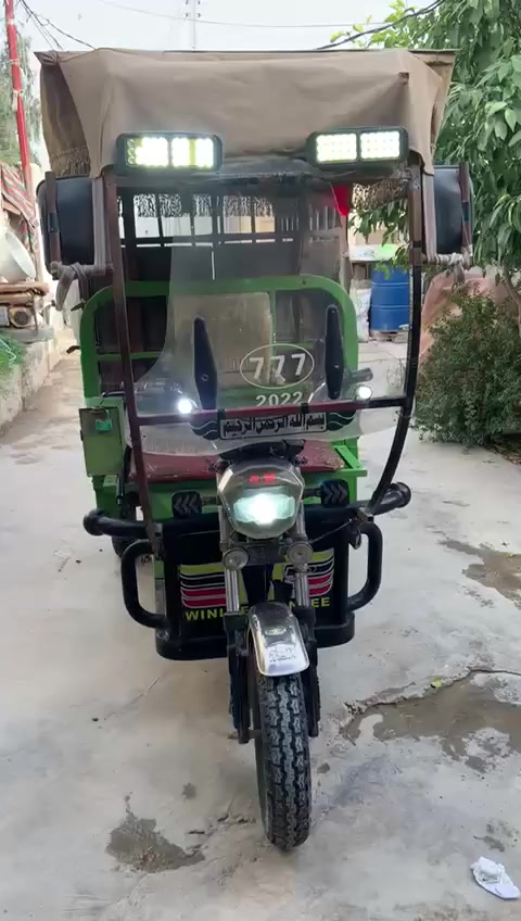 سلام عليكم ستوتة شحن للبيع بطارياتها جدد كهربائيات كلها شغالة
والستوتة نضيفة شوفة العين 
مكاني سامراء 
للأستفسار الأتصال ***********
