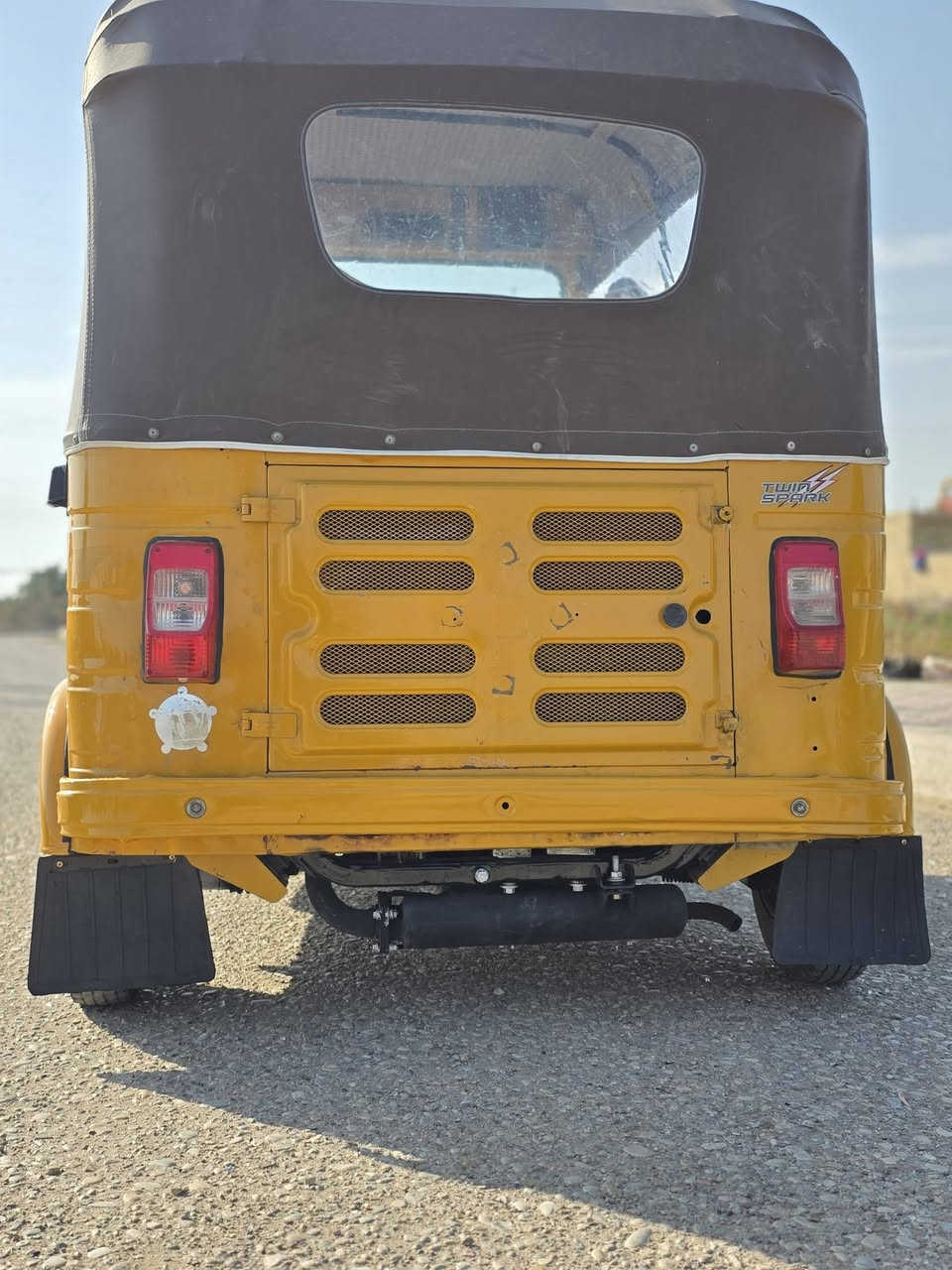 اسلام عليكم تكتك عشرين رقم وسنويه حلوه ونضيفه ما عوزه شي التصال *********** مكلف بنشر
