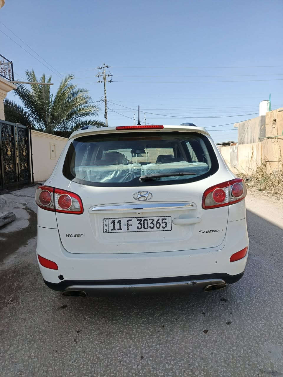 السلام عليكم
سنتافيا 2012 خليجي محرك 2400 دوش
رقم بغداد انكليزي باسمي 
فتحة .
7 راكب.
3 قطع تبريد.
شاشة + كامرة ابلادية.
داخل بيجي
تخم تاير جديد 
محرك مفتوح مشتغلة اني درجة اولى.
صدر كله جديد.
سيارة بيهة صبغ جاملخ وباب .وجهة ثانية شخط بين البابين مصبوغ.
 سونار مرفق.
السعر 133 
بابل / ناحية الامام /منطقة علي بن الحسين.
***********
