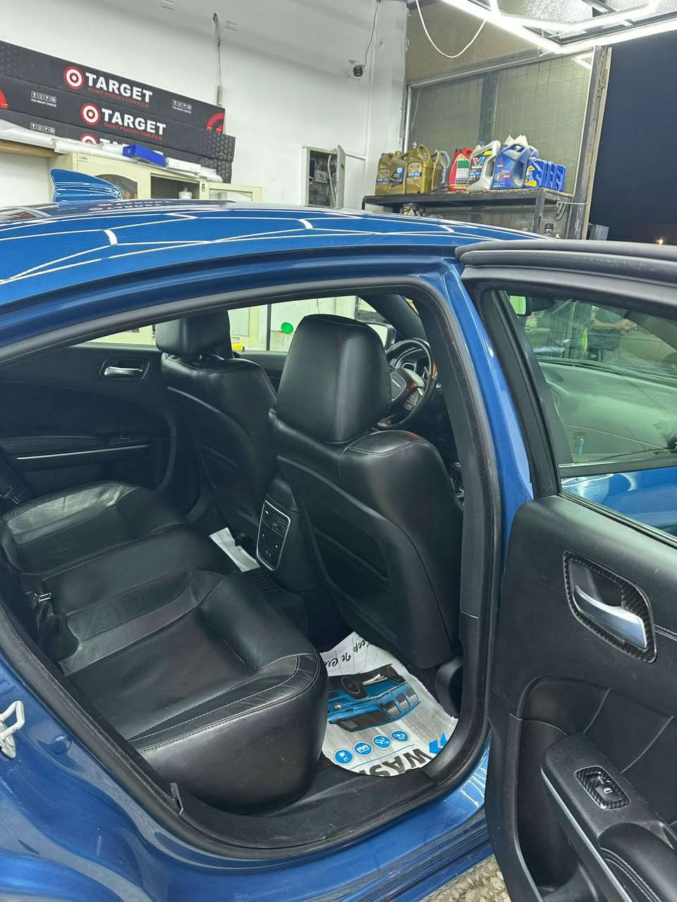 السلام عليكم للبيع دوج جارجر 2022  6 سلندر  وارد امريكي حادث امامي  موجود الصور حادث رقم بغداد الجديد السعر 210 وبيها مجال سيارة جاهزة من 
كلشي وبدون نقص موجوده بغداد البياع *********** 
***********
