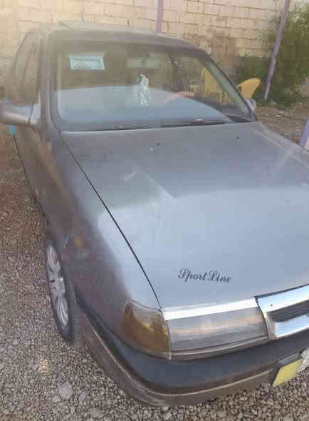 السلام عليكم سيارة اوبل فكتره للبيع مكينة وكير جيد صدر جيد سياره جاهزه تخم تاير جديد سنويه نافذه السعر ٢٨$ العنوان الرمادي معرض الغيث للأستفسار ***********
