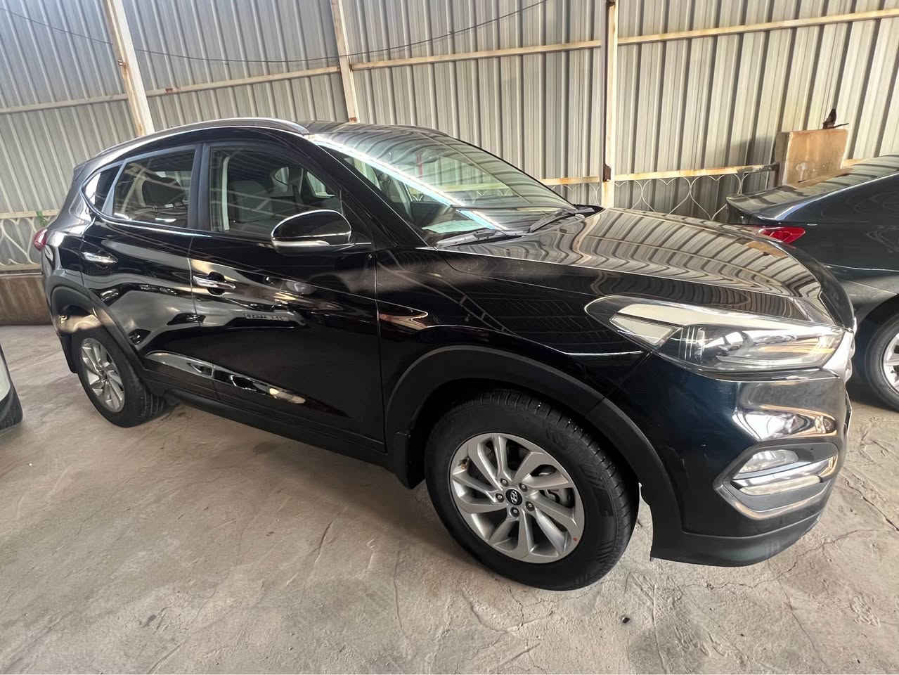 سلام عليكم 

هيونداي توكسان 2019 

الضرر / كلين تايتل بدون ضربه 

عداد السير / 100 الف تقريباً 

جسم السياره شخط مابي 

كير مكينه مامفتوح 

رقم سنويه جديد 

رقم صاحب السيارة / *********** كركوك, العراق
