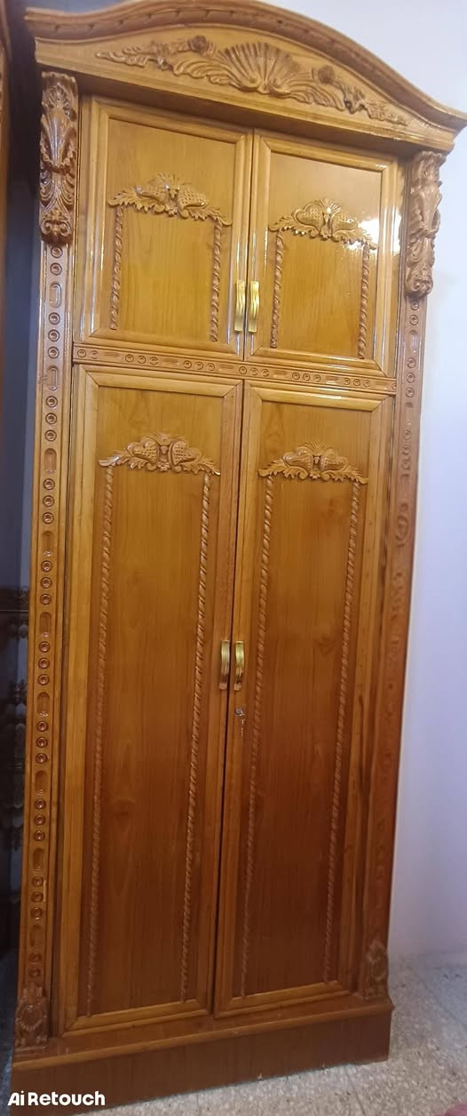 غرفه نوم للبيع جديده تحتوي على 5قطع مع كوديات جربايه ما مفتوحه(اول نصبته) السعر(1,500,000)
الرقم***********
