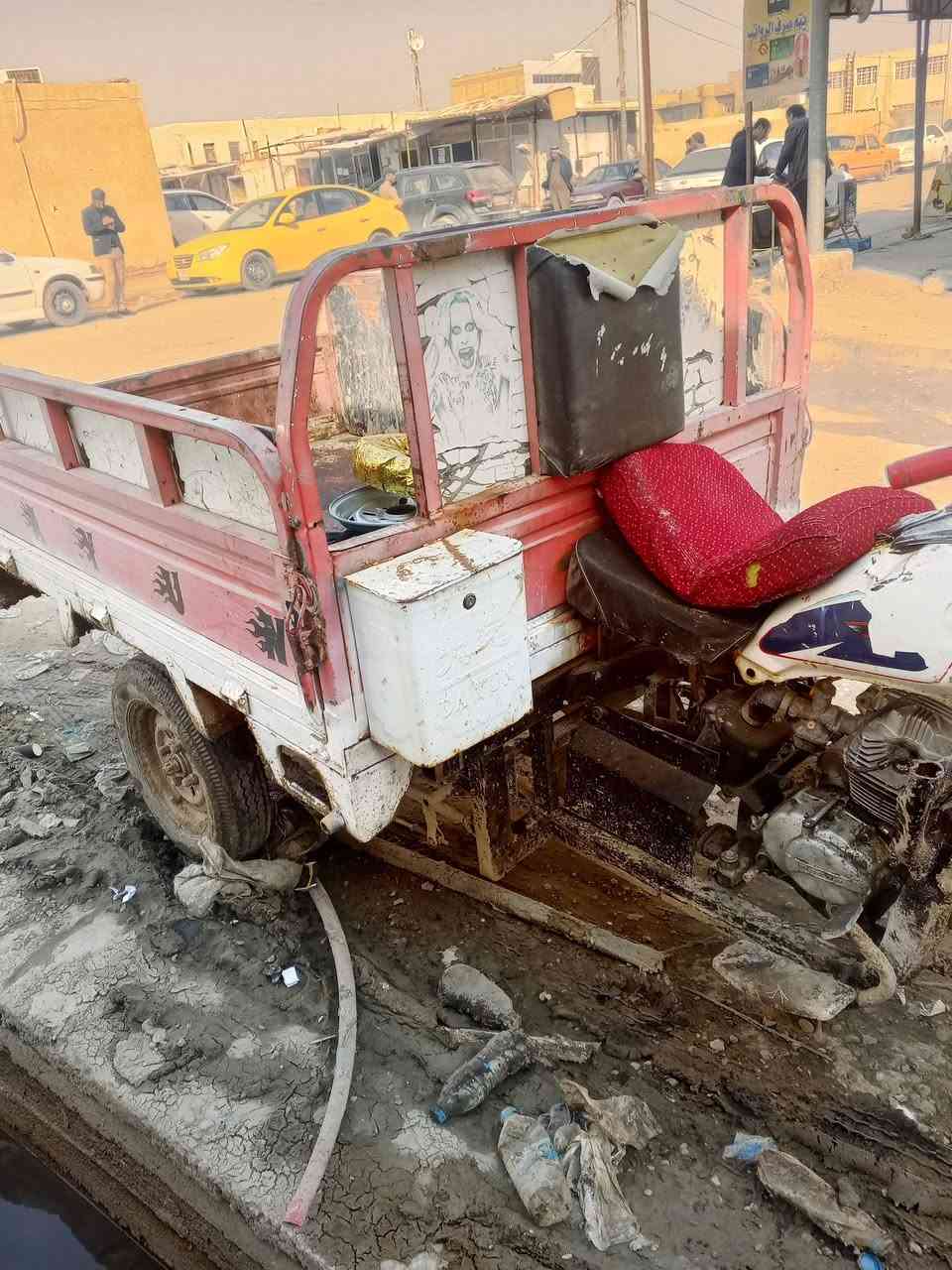 عمي سلام عليكم ستوته البيع أوراق اصولي بيه طكه بل درع منكلبت بيه والعبت روحي منه ابيعه 950 قفل شراي ***********
