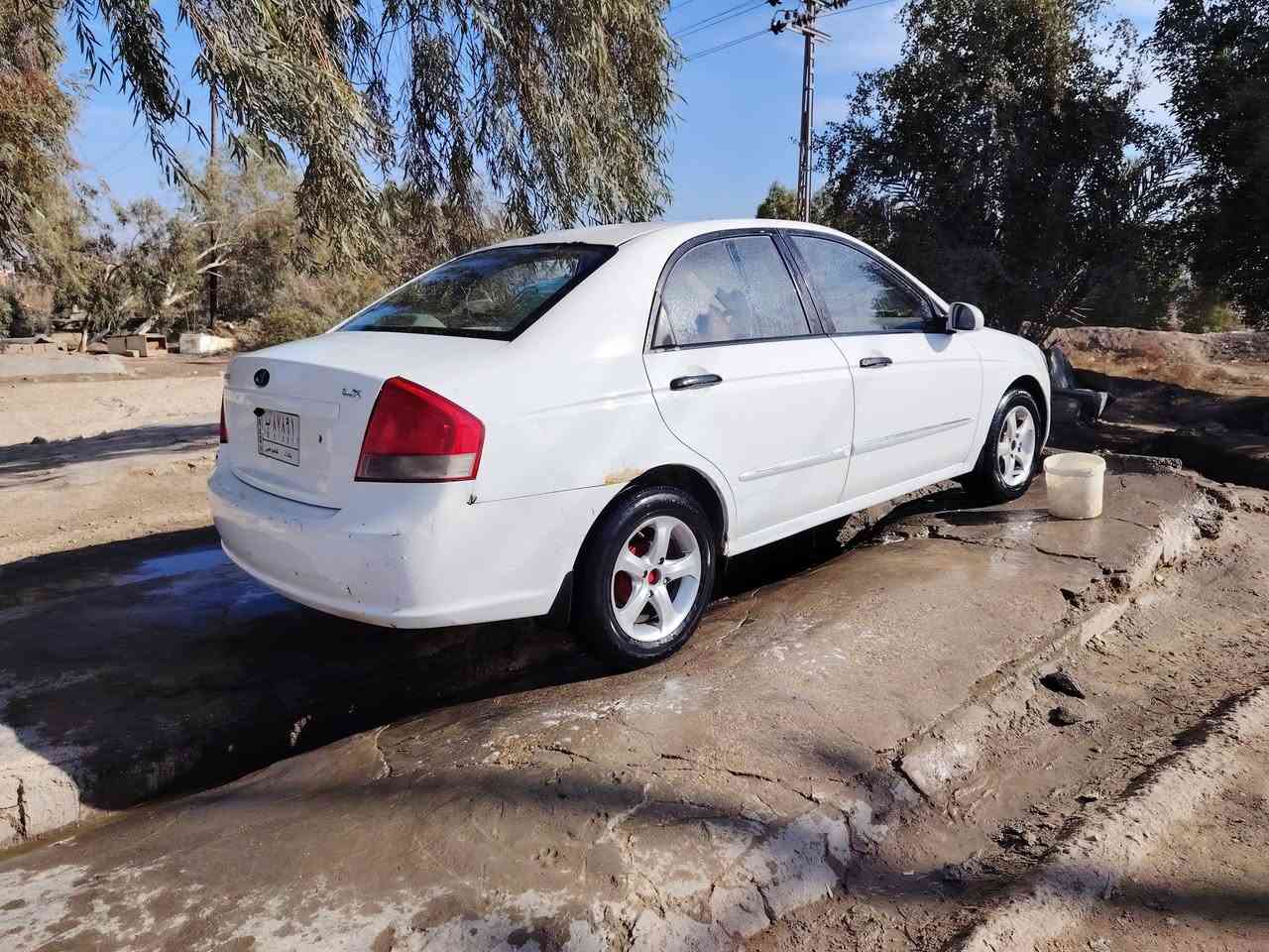 يالله سيراتو 2008 خليجي مكفوله من الحادث صبغ بس البنيد يعني قطعه وحده سونار موجود سياره جاهزه مال جناي
السعر 87 بيه مجال استفسار ***********
مكاني بابل الاسكندريه
