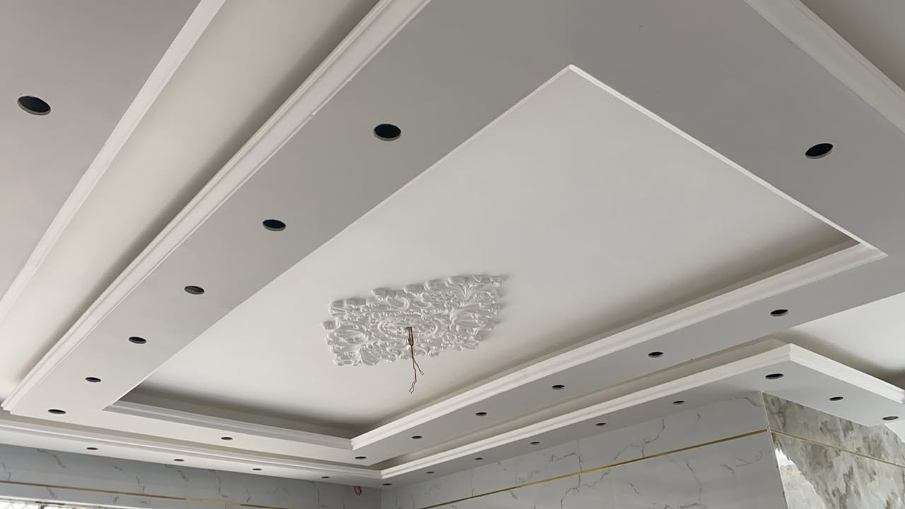 صباغ وديكورات ابو حيدر 
في النجف الاشرف 
نعمل كافه العمال في ديكورات وصبغ وترميم 
وبانسب الاسعار وسرعه الانجاز في العمال 
***********
