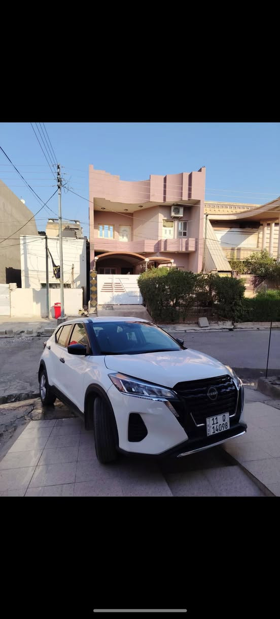 السلام عليكم ورحمة الله وبركاته
نيسان كيكس ٢٠٢٣ 
رقم بغداد الدولي تحويل ثاني يوم
_______________
تراكشن
راداد جانبي
تنبيه تصادم
تحديد مسار
حساس خلفي
بصمة 
شاشة وكاميرا
مخمل
___________
حادث دعامية اماميه فقط ومصلحة نفسها صور الحادث مرفقة السيارة بدون بارد بدون تبديل بدون ايرباك لاصبغ ولاتبديل ماشية 32 ألف ميل 
___________ 
السعر 145$ وبيها مجال *********** واني بخدمة الطيبين بعقوبة, ديالى
