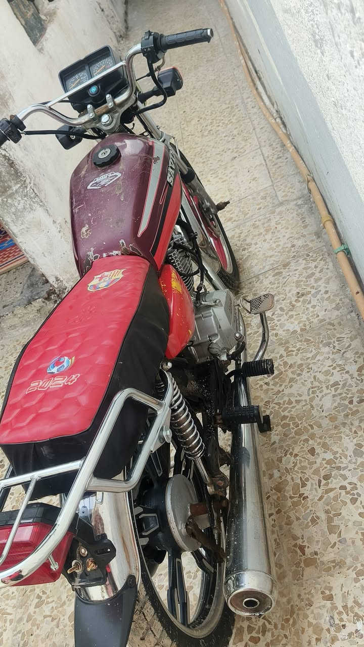 موديل 21بيهة وراق 2وبيهة كمرك محرك 5كير شغالة محرك بيهة يخبل عوزهة بس ربط شاير لايت هورن يعني هاي المور اليعر 450الف الشراي عيوني الة خاص


**إذا كنت صاحب هذا الإعلان وتريد حذفه لأي سبب، رجاءا أرسل رسالة إلى الدعم الفني**