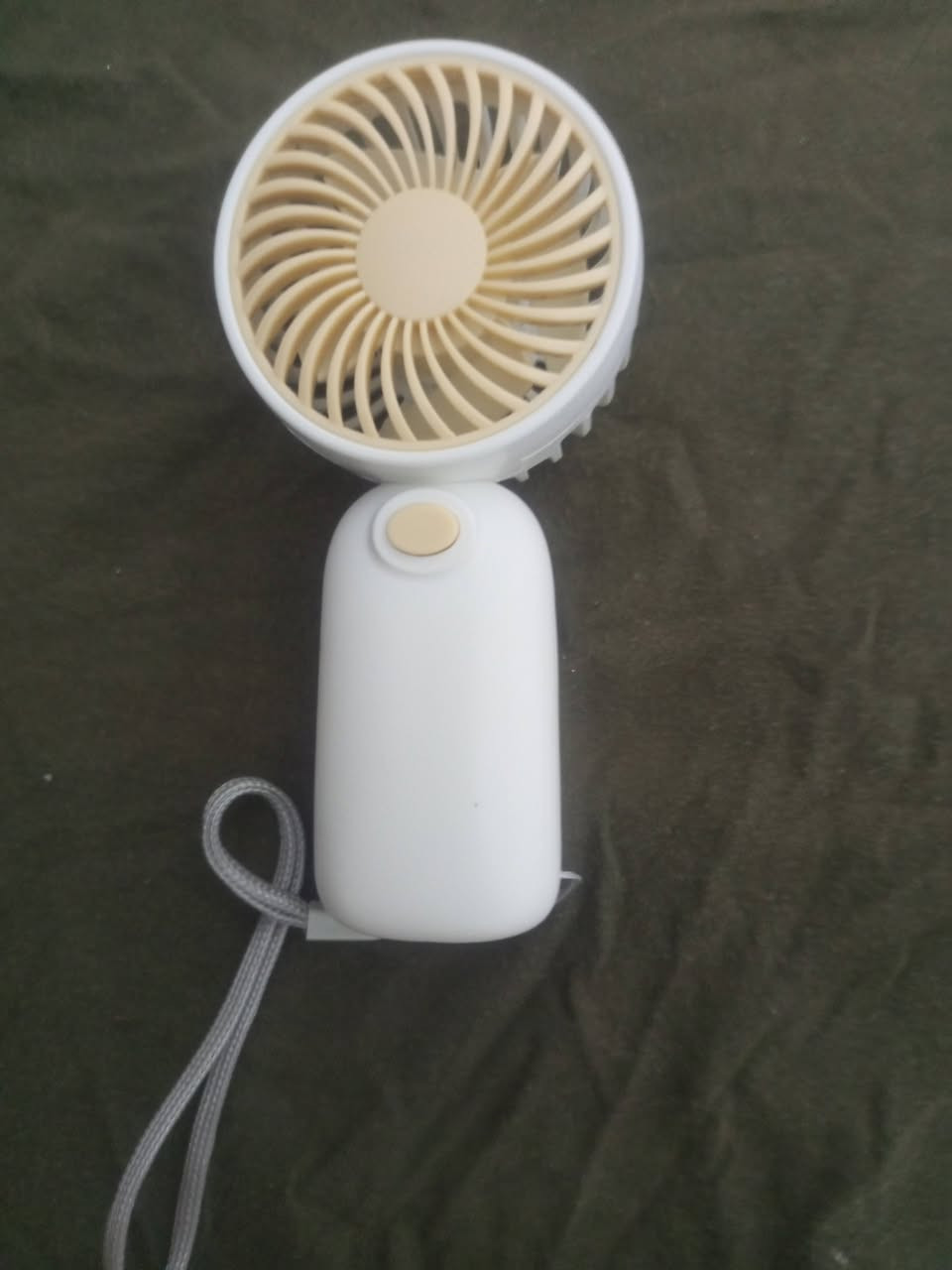 االسلام عليكم متاح غراض امزوان كل قطعه وسعرها والله يرزق الجميع


**إذا كنت صاحب هذا الإعلان وتريد حذفه لأي سبب، رجاءا أرسل رسالة إلى الدعم الفني**